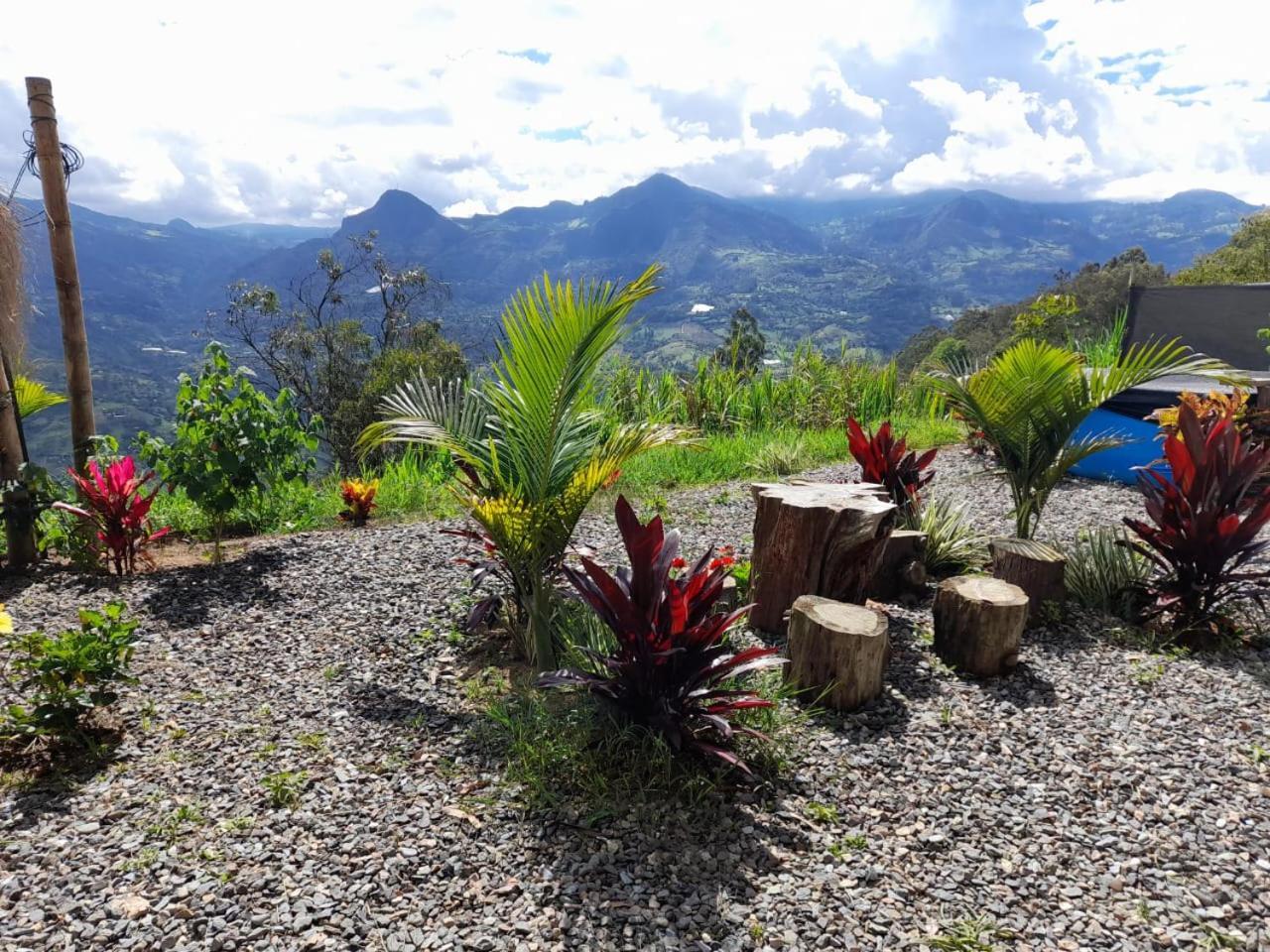 Islamontana Glamping Hotel Fomeque Buitenkant foto